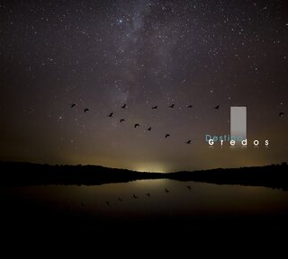 Reflejos en la noche en la Sierra de Gredos